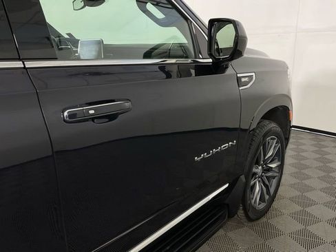 Used 2023 GMC Yukon SLT image 7