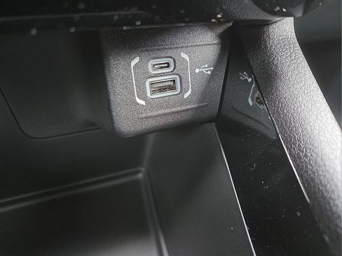 New 2026 Jeep Compass Limited w/ Sun, Sound & Navigation Group image 20