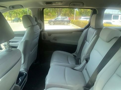 Used 2020 Honda Odyssey EX-L image 9