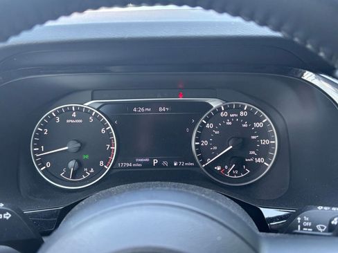 Used 2025 Nissan Pathfinder SV FWD image 42