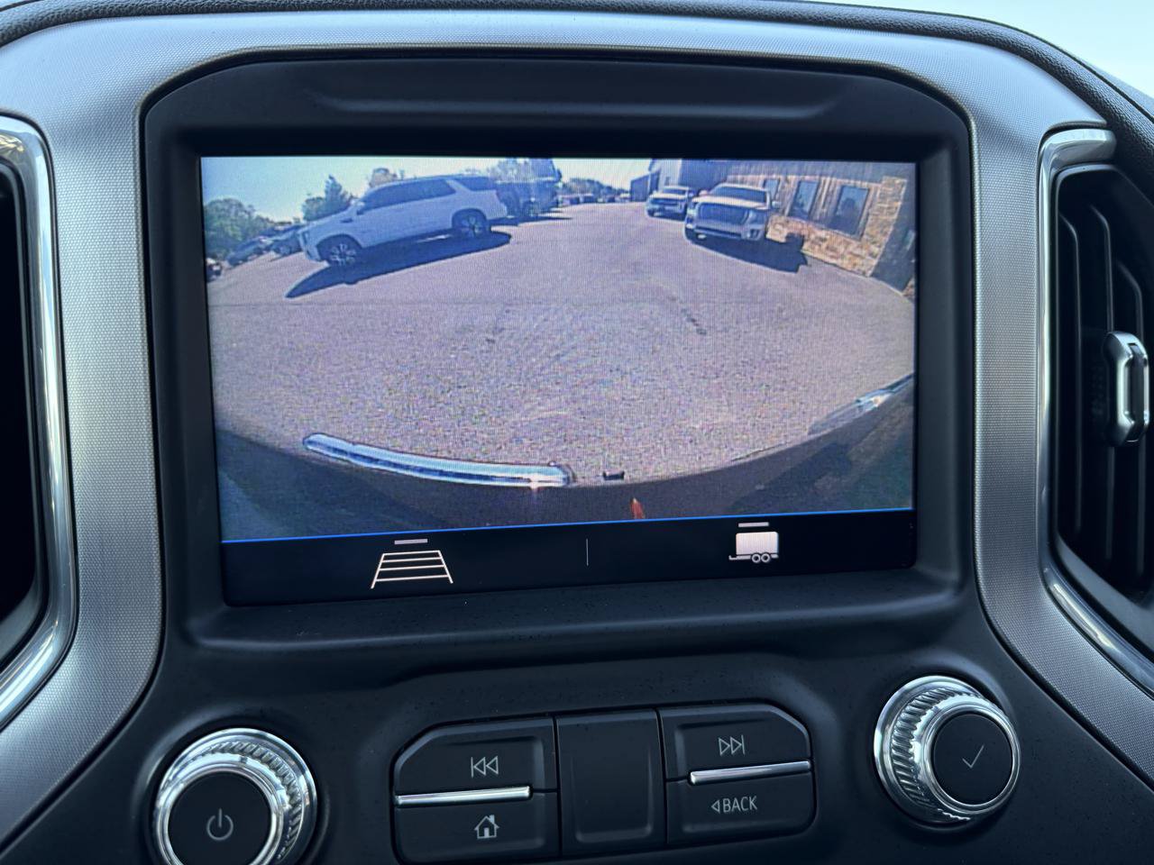 Used 2021 GMC Sierra 1500 SLE AWD/4WD image 32