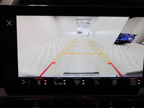 New 2026 GMC Sierra 2500 SLT w/ SLT Premium Package image 55