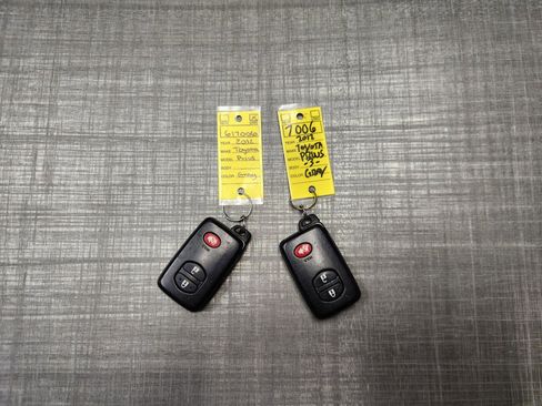 Used 2012 Toyota Prius Three FWD image 19