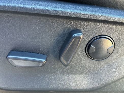 Used 2025 Ford F250 Lariat w/ Lariat Ultimate Package image 27