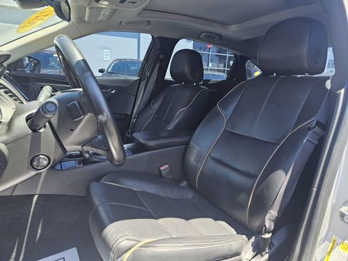 Used 2017 Chevrolet Impala Premier w/ Enhanced Convenience Package FWD image 21
