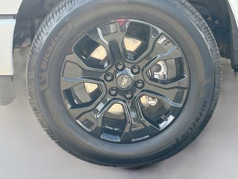 Used 2023 Ford F150 Lariat w/ Equipment Group 502A High AWD/4WD image 32