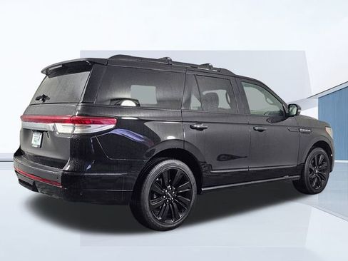 Used 2024 Lincoln Navigator Reserve w/ Equipment Group 201A image 7