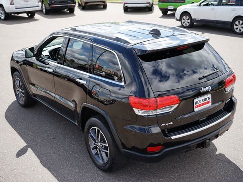 Used 2018 Jeep Grand Cherokee Limited w/ Trailer Tow Group IV AWD/4WD image 5