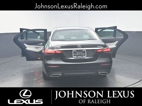 Used 2022 Mercedes-Benz E 350 4MATIC Sedan image 26