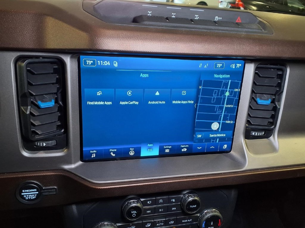 Used 2022 Ford Bronco Outer Banks w/ Sasquatch Package AWD/4WD image 6
