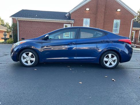 Used 2013 Hyundai Elantra GLS w/ Preferred Pkg image 8