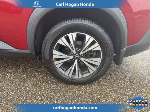 Used 2023 Nissan Rogue SV image 9