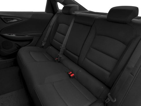 Used 2016 Chevrolet Malibu LT image 16