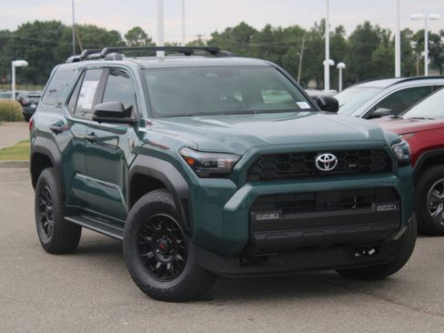 Used 2025 Toyota 4Runner TRD Off-Road Premium image 18