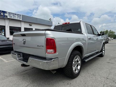 Used 2015 RAM 1500 Laramie w/ Convenience Group AWD/4WD image 6