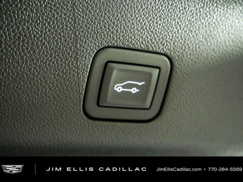 Used 2025 GMC Yukon XL Denali w/ Sun & Power Step Package AWD/4WD image 34