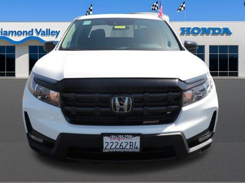 Used 2024 Honda Ridgeline Sport image 2