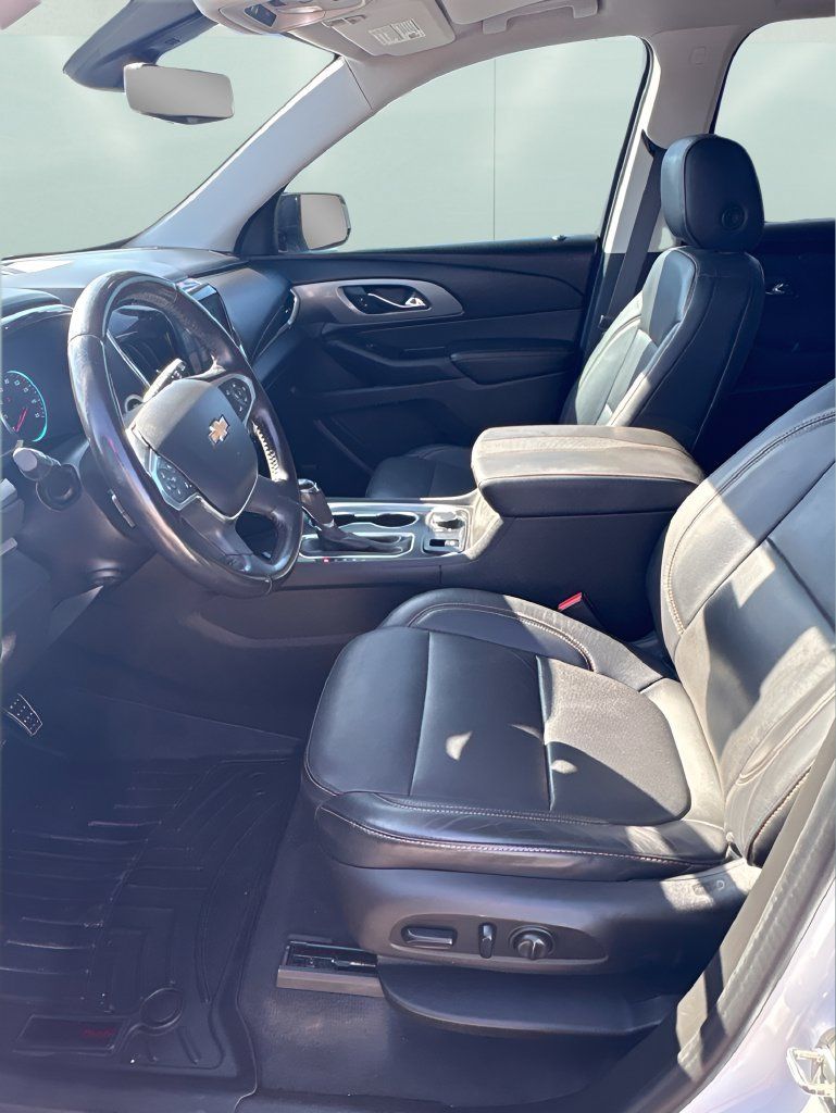 Used 2018 Chevrolet Traverse Premier w/ Redline Edition FWD image 12