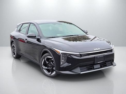 New 2026 Kia K4 EX FWD image 1