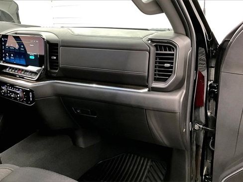 Used 2025 Chevrolet Silverado 2500 LT w/ Trail Boss Package image 16