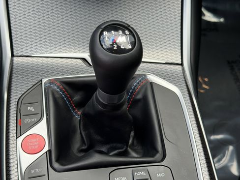 Used 2025 BMW M2 w/ Lighting Package RWD image 29