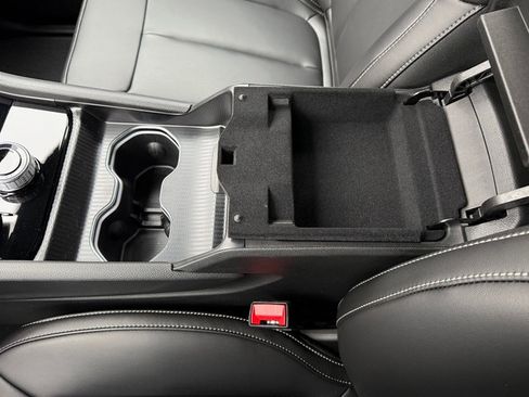 New 2025 Jeep Grand Cherokee L Limited w/ Black Appearance Package image 34