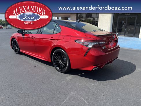 Used 2021 Toyota Camry XSE image 2