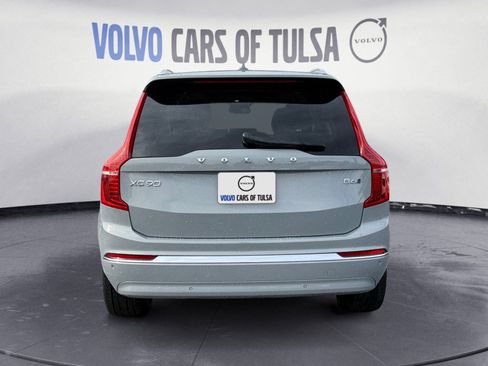 New 2025 Volvo XC90 B6 Plus image 4