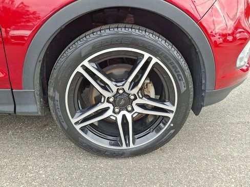 Used 2019 Ford Escape SEL image 33