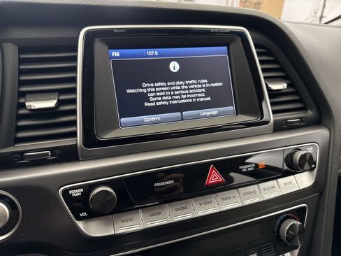 Used 2019 Hyundai Sonata SEL FWD image 13