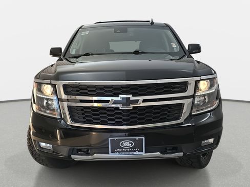 Used 2018 Chevrolet Tahoe LT w/ Luxury Package image 2