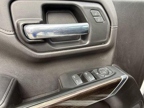 Used 2022 Chevrolet Silverado 1500 RST w/ Redline Edition image 15