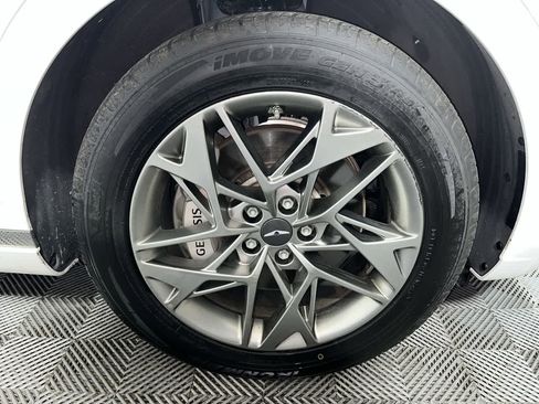 Used 2025 Genesis GV70 2.5T AWD/4WD image 10