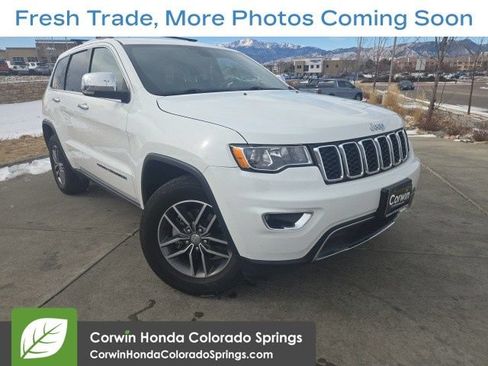 Used 2017 Jeep Grand Cherokee Limited AWD/4WD image 1