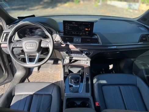 Used 2023 Audi Q5 2.0T Premium Plus w/ Premium Plus Package AWD/4WD image 13