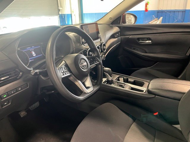 Used 2024 Nissan Sentra SV FWD image 23