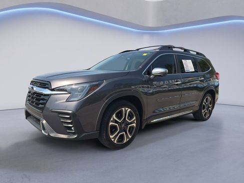 Used 2023 Subaru Ascent Touring AWD/4WD image 1