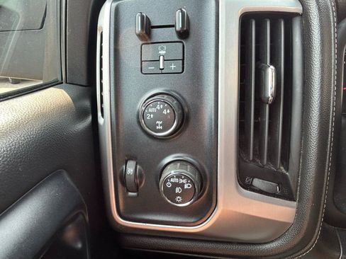 Used 2014 GMC Sierra 1500 SLE AWD/4WD image 25