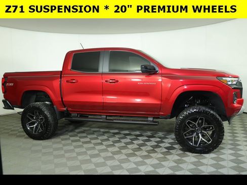 Used 2024 Chevrolet Colorado Z71 w/ Z71 Convenience Package 2 image 7