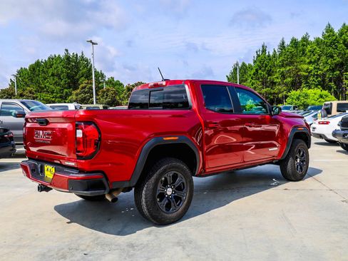 Used 2024 GMC Canyon Elevation w/ Elevation Premium Package RWD image 10