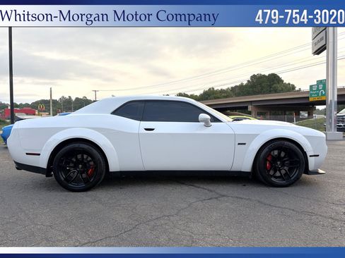 Used 2021 Dodge Challenger R/T Scat Pack RWD image 4