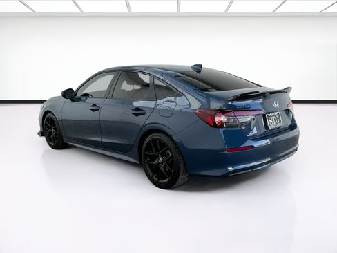 Used 2025 Honda Civic Sport image 6