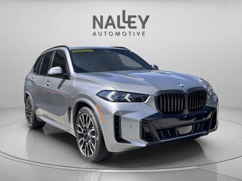 Used 2026 BMW X5 xDrive50e w/ M Sport Package image 5