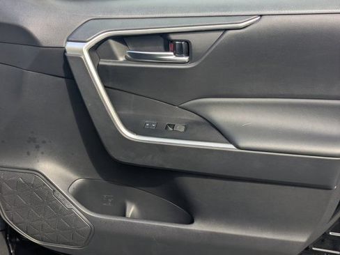 Used 2023 Toyota RAV4 XLE FWD image 13