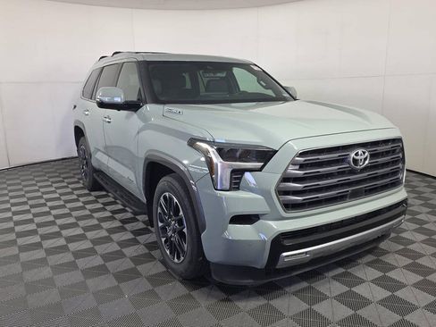 Used 2025 Toyota Sequoia Limited AWD/4WD image 3