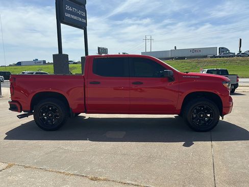 Used 2023 Chevrolet Silverado 1500 Custom image 9