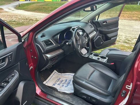 Used 2016 Subaru Outback 3.6R Limited image 15