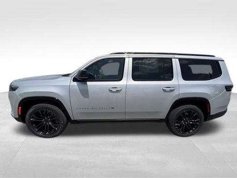 New 2026 Jeep Grand Wagoneer Summit AWD/4WD image 3