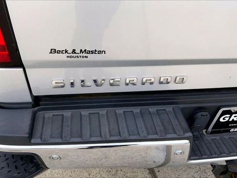 Used 2016 Chevrolet Silverado 3500 LT w/ LT Convenience Package AWD/4WD image 10