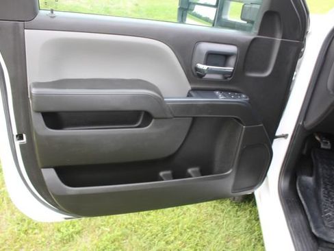 Used 2018 Chevrolet Silverado 2500 W/T w/ WT Convenience Package AWD/4WD image 20